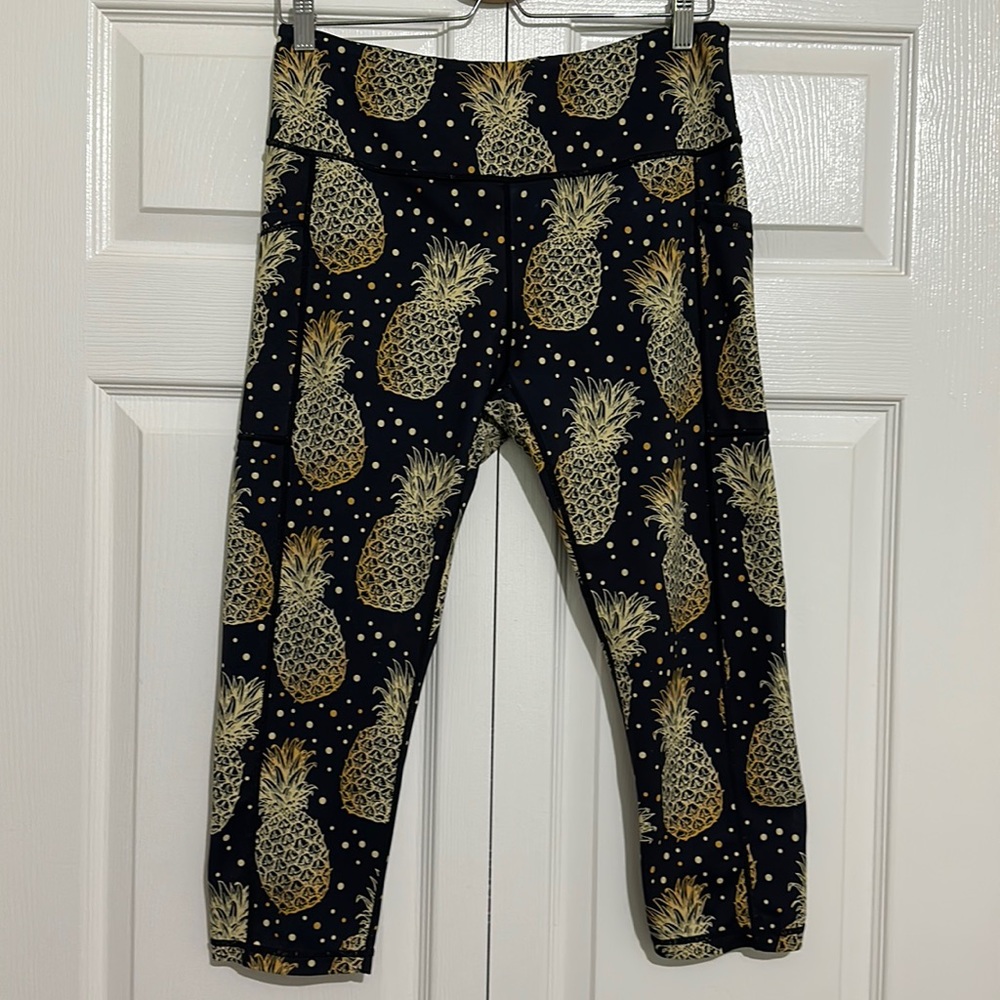 CVG Fineapple Capri Length Leggings
